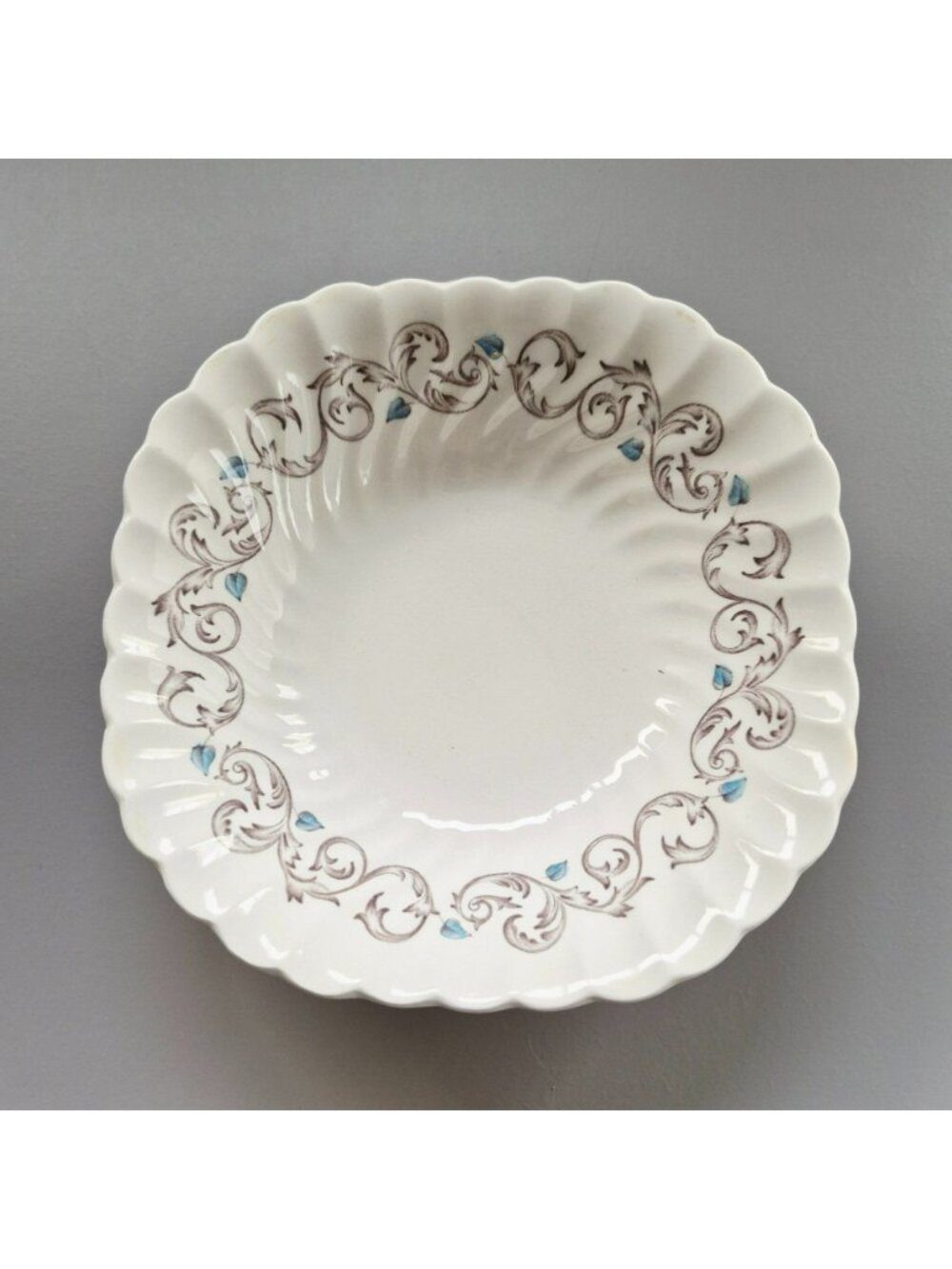 Vintage Johnson Bros Encore Square Cereal Bowl Set of 2, Blue Leaves Light Brown - Picture 4 of 9